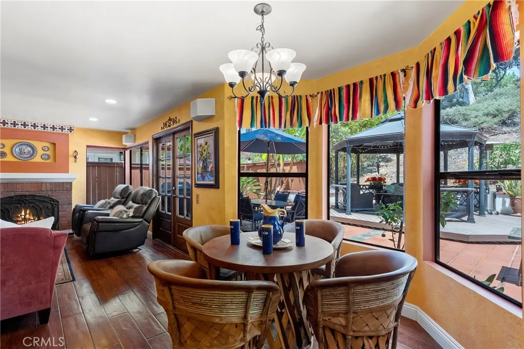 https://cdn.realtyfeed.com/cdn/127/306790817/2bbd84f6f89c1aac7fc79b5b7d9a82b6.webp