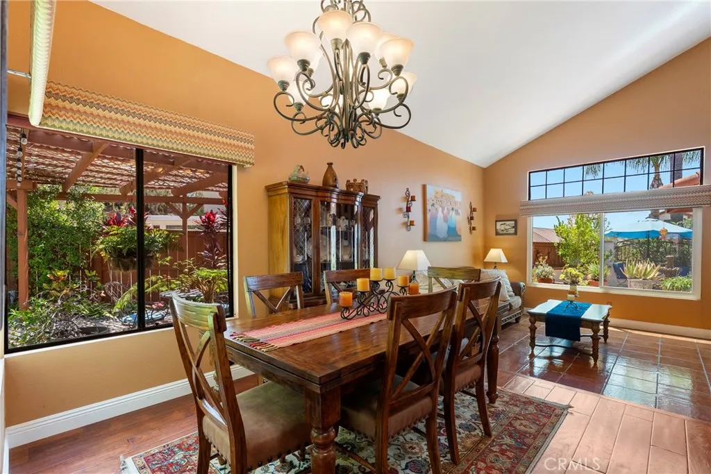https://cdn.realtyfeed.com/cdn/127/306790817/3e028641a9de675c73012100e1d1b259.webp