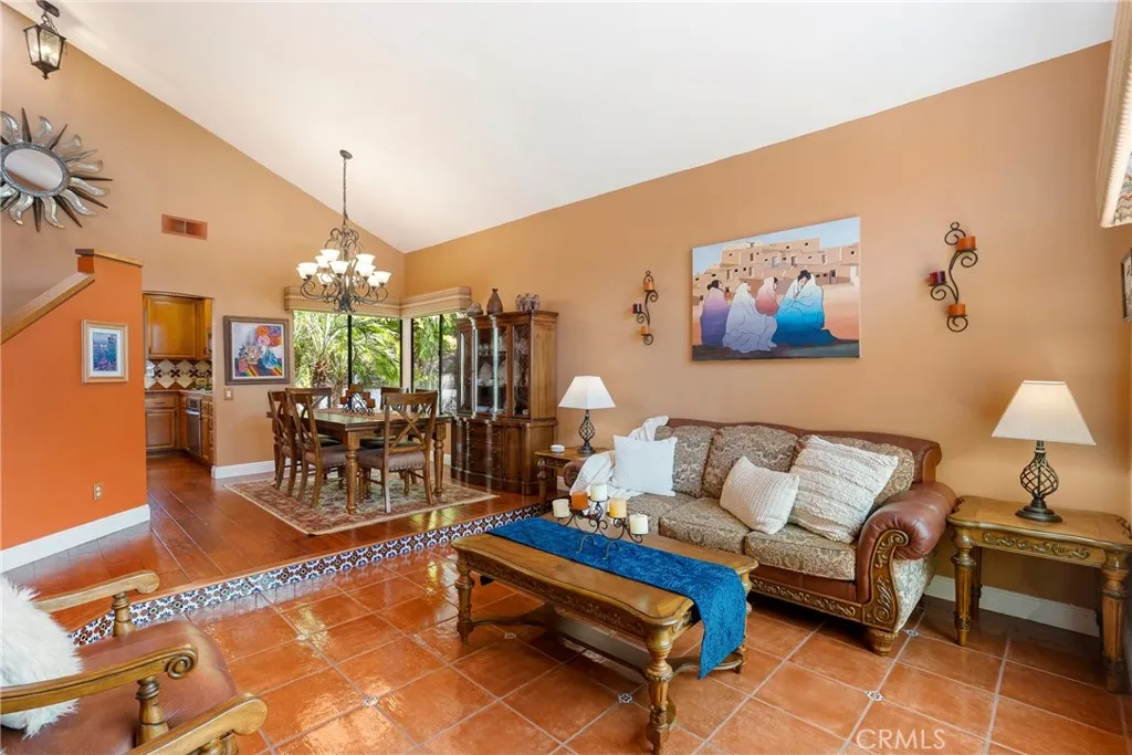 https://cdn.realtyfeed.com/cdn/127/306790817/533ac22421d00e12093249e8cc94b9c4.webp