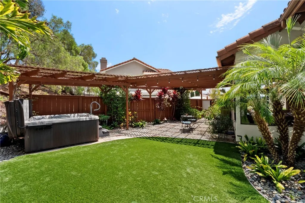 https://cdn.realtyfeed.com/cdn/127/306790817/83bd559cfddb1956533a8a565a20d427.webp