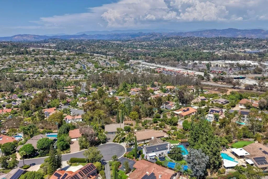https://cdn.realtyfeed.com/cdn/127/306790848/246337cfc403853d1313632c7fa4cbf6.webp