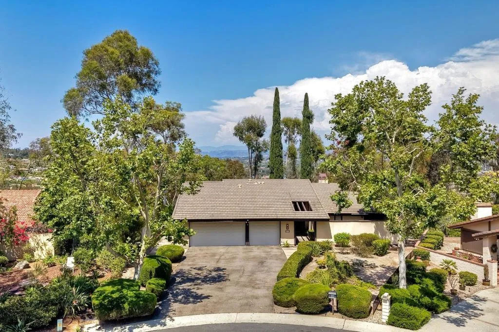 312 Pico De La Loma, Escondido, CA 92029 - Main photo, Escondido, CA
