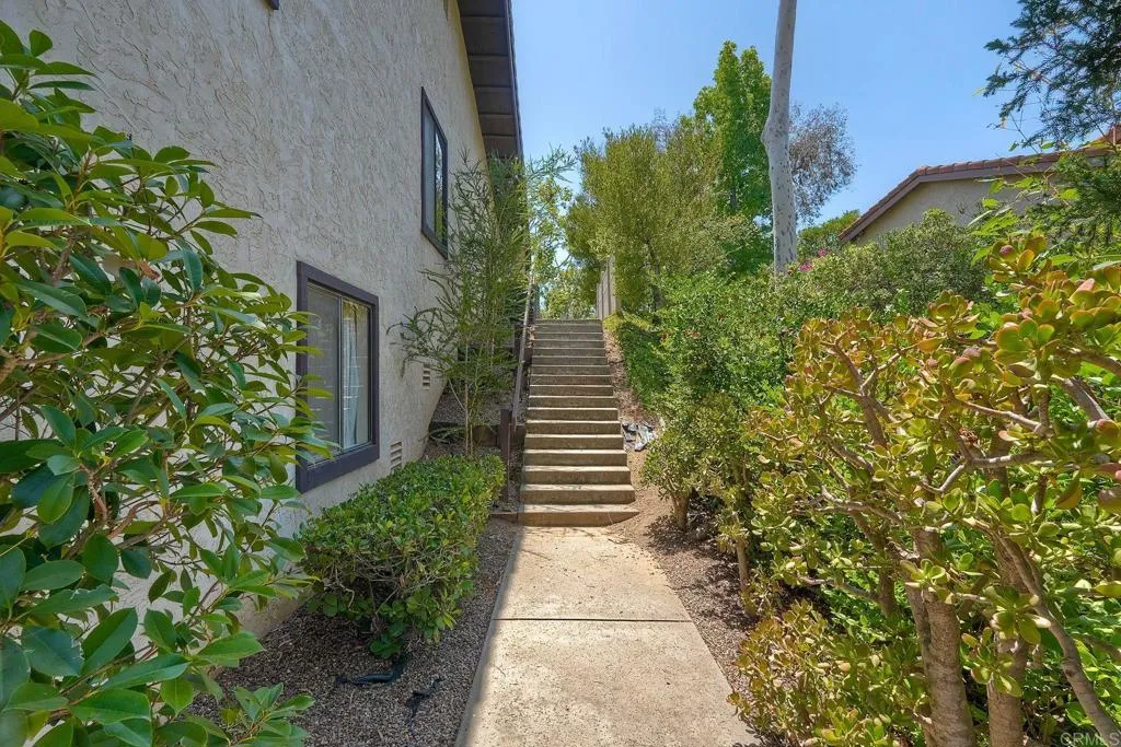https://cdn.realtyfeed.com/cdn/127/306790848/ffb5e0be6160fcd6fd8ff10a43aac73b.webp