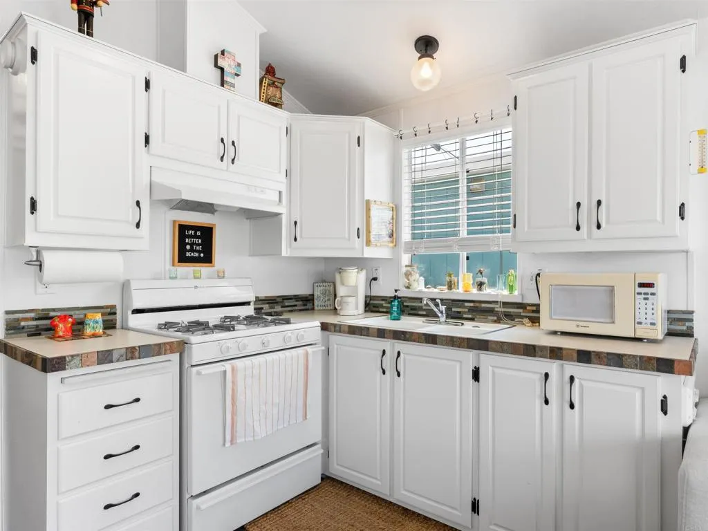 900 N Cleveland Street Unit 119, Oceanside, CA 92054 - Photo 4 of 40, Oceanside, CA