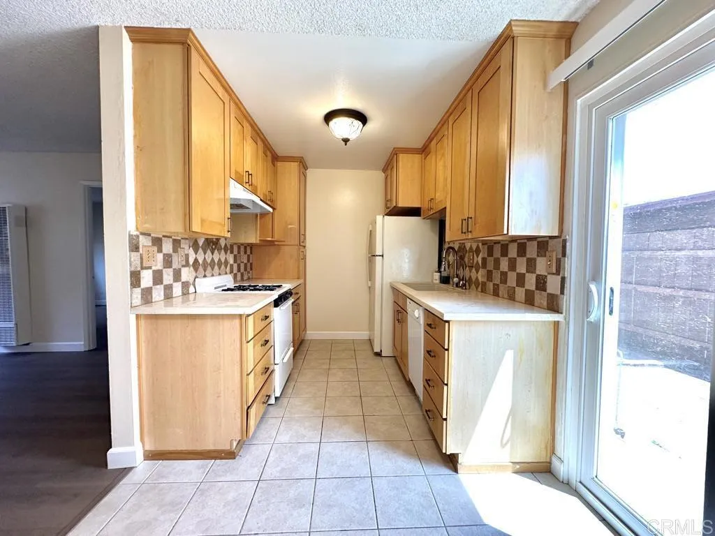 Photo #10: PTP2606133 Listing: Photo #10