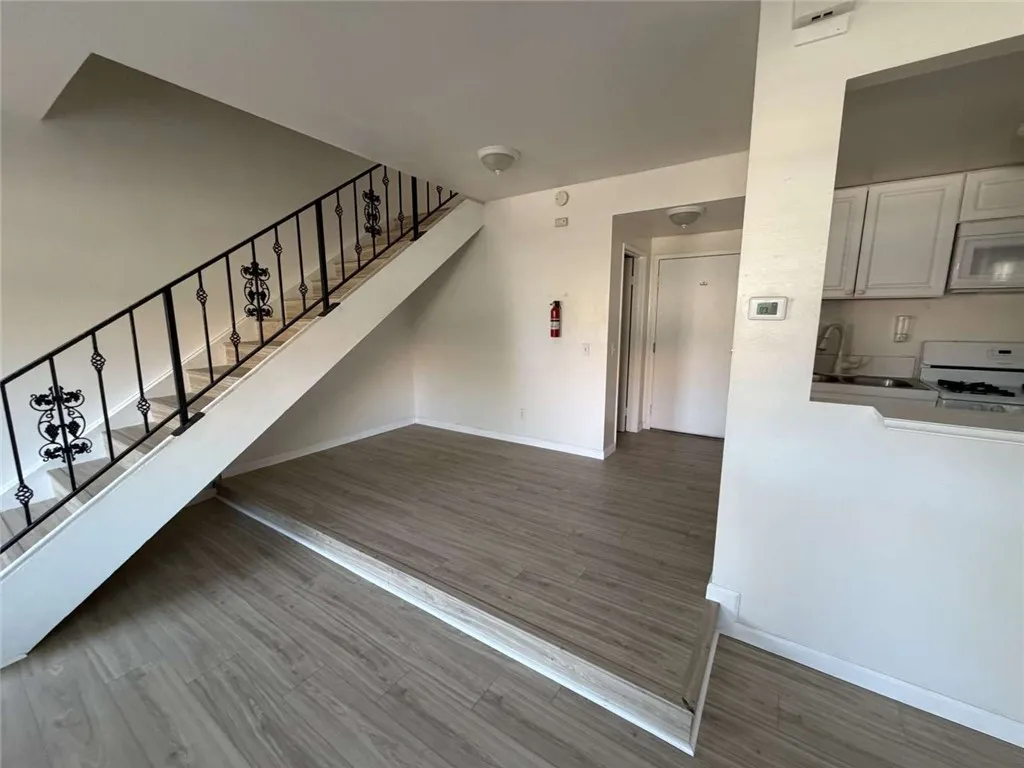 Palmdale, CA 93550