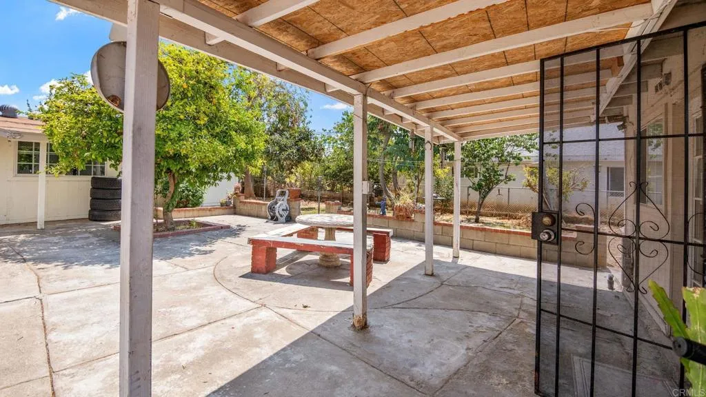 https://cdn.realtyfeed.com/cdn/127/306790977/3775f4aa18f725330c8d560b58b8ae36.webp
