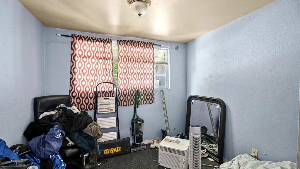 https://cdn.realtyfeed.com/cdn/127/306790977/768d76f92295b897d3dee097d13896ba.webp
