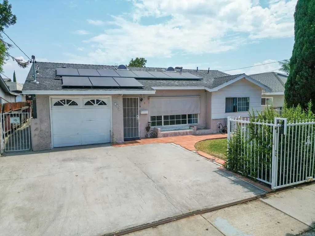 https://cdn.realtyfeed.com/cdn/127/306790977/f78a2aefe6ea6cbb802c62b8794d48a9.webp