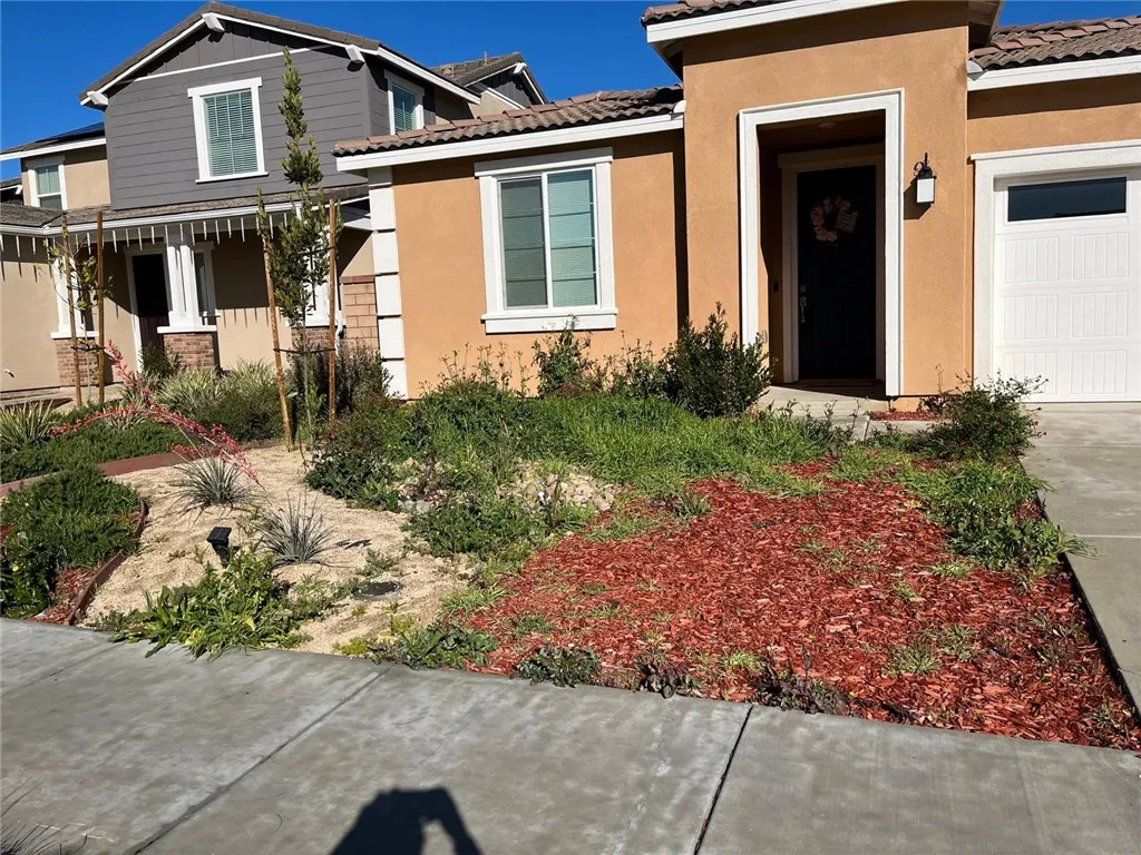 Menifee, CA 92584