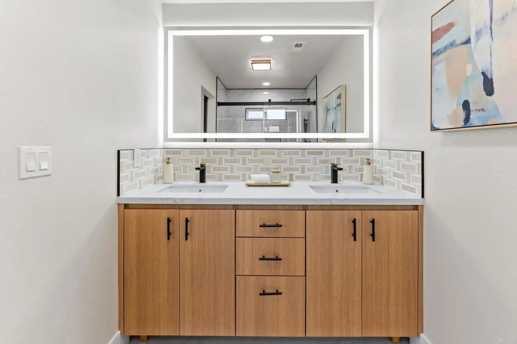 https://cdn.realtyfeed.com/cdn/127/306791021/6f11ea2fc07df3318179df3bafeb6840.webp