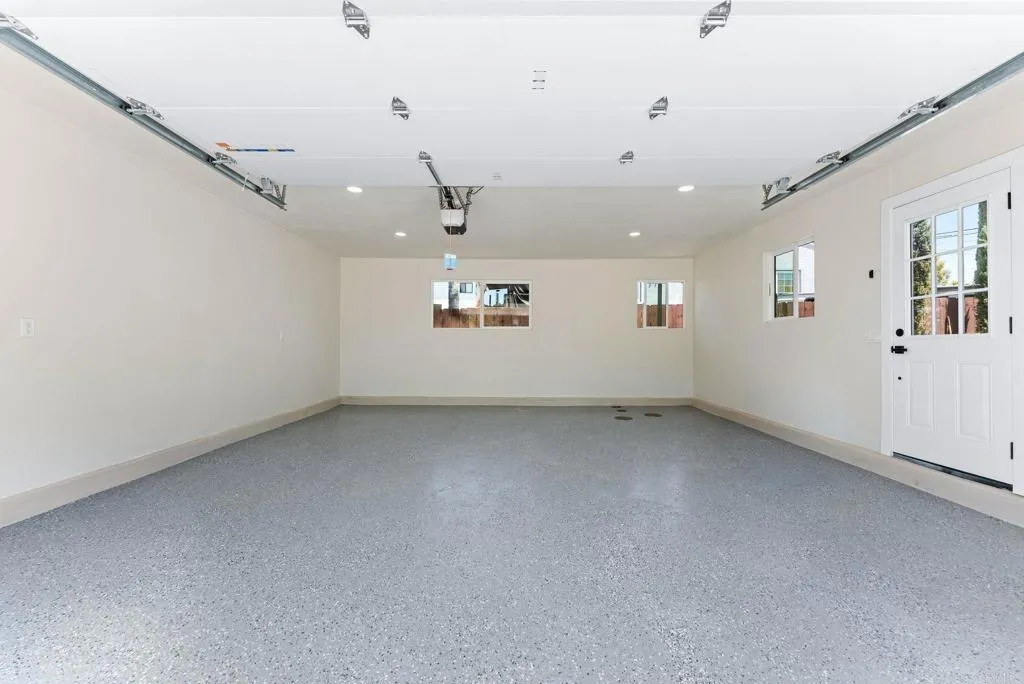 https://cdn.realtyfeed.com/cdn/127/306791021/c806deeb1d1f445a3e58d5737fe310a3.webp