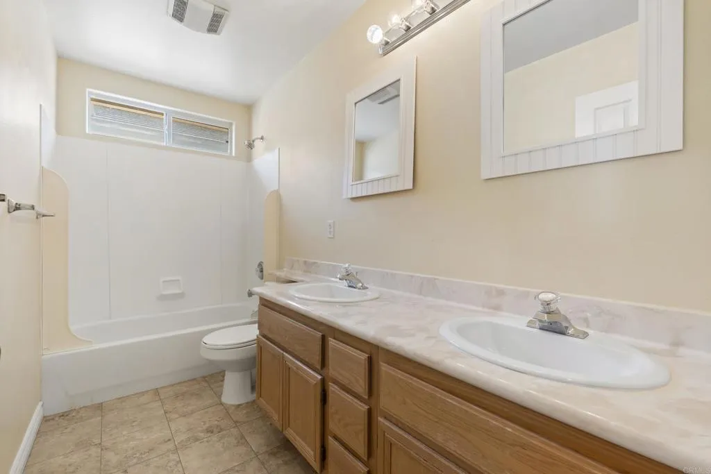 https://cdn.realtyfeed.com/cdn/127/306791027/2fbce00f2beb31c40eede2c556156078.webp