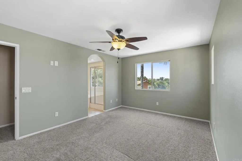 https://cdn.realtyfeed.com/cdn/127/306791027/418f997f0151946a9f6efde37f2d9fe2.webp