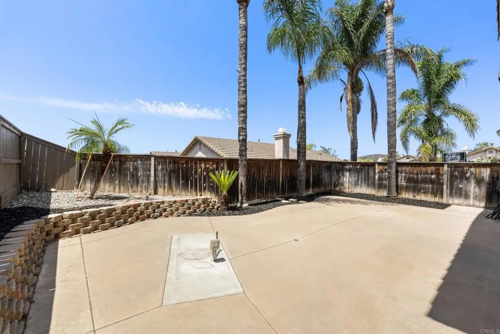https://cdn.realtyfeed.com/cdn/127/306791027/b7d73f4ecdd34fd3ac3de253997c90ff.webp