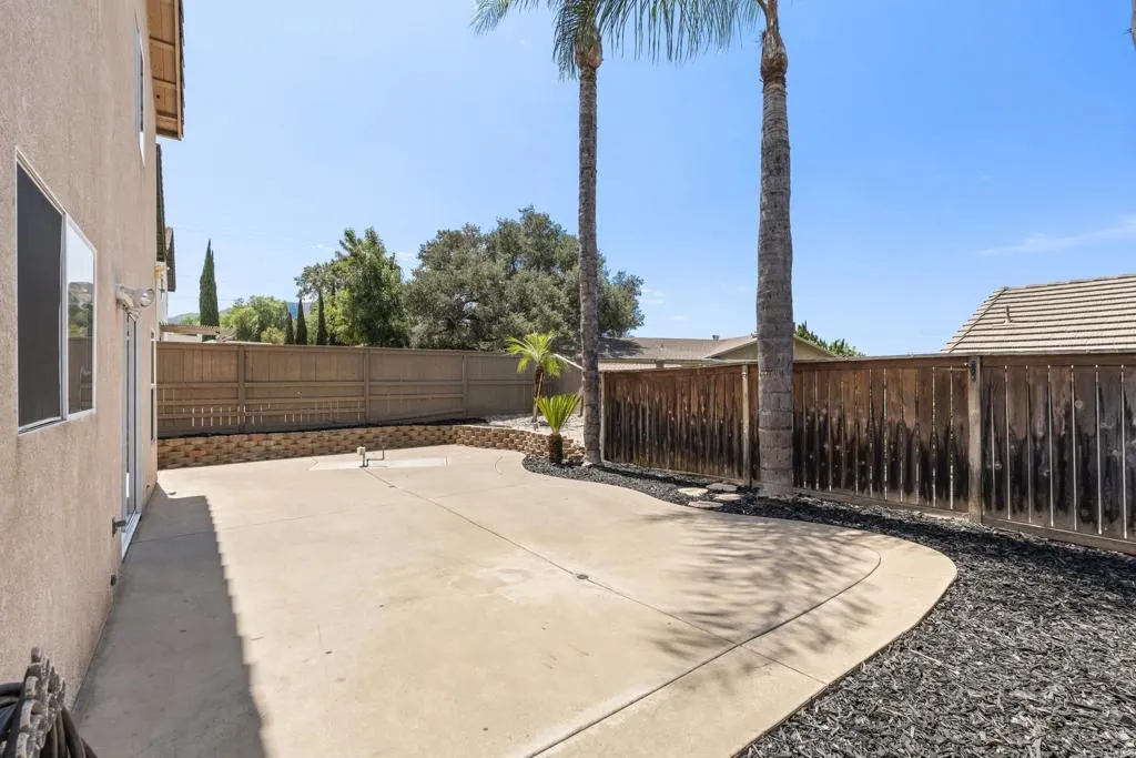 https://cdn.realtyfeed.com/cdn/127/306791027/c3039673aabc5e2bcac1c0e9c05b34fc.webp