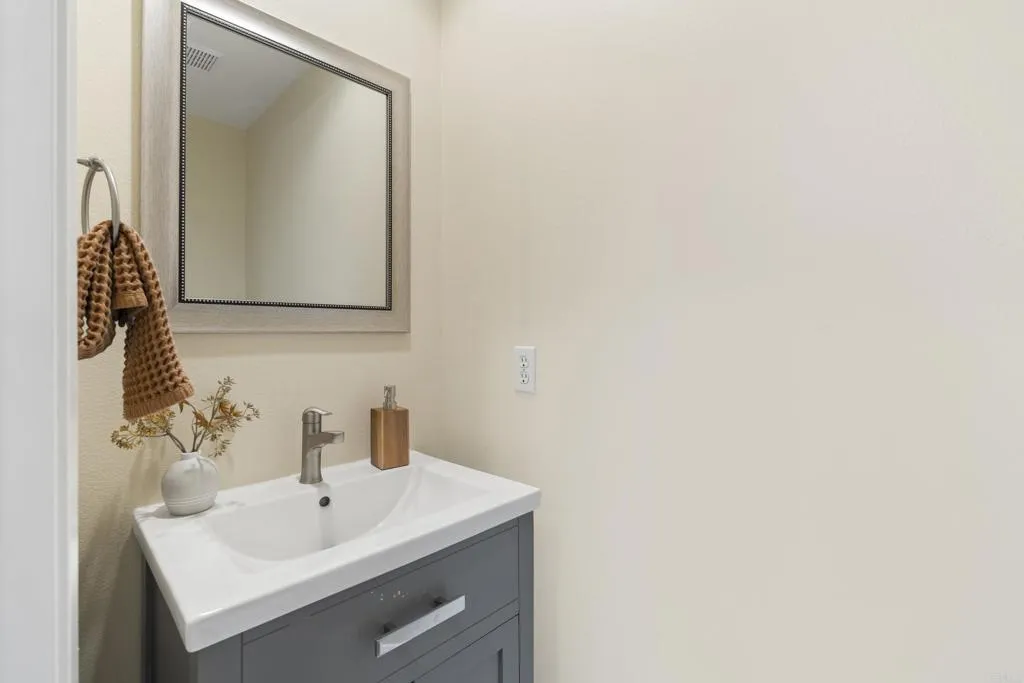 https://cdn.realtyfeed.com/cdn/127/306791027/c5242035c6c05e580568b0b95650695b.webp