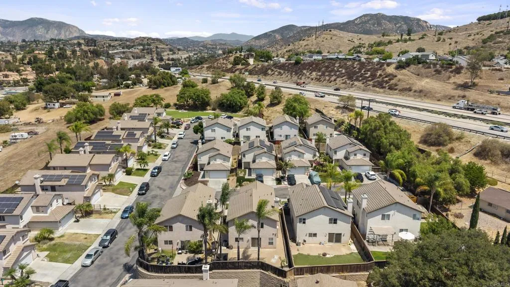 https://cdn.realtyfeed.com/cdn/127/306791027/d19132651e6873b7769bbab878cfa8e2.webp