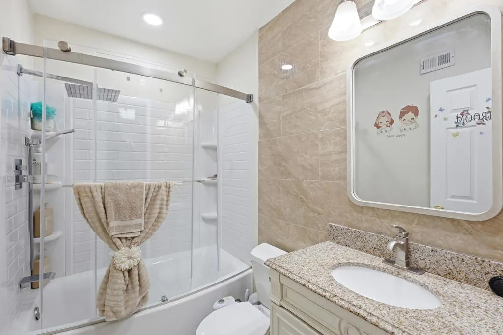 https://cdn.realtyfeed.com/cdn/127/306791041/360763a0f68e122fabad2bbdfd263473.webp