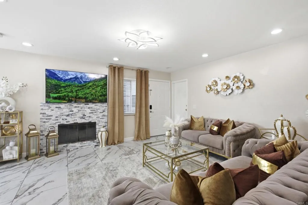 https://cdn.realtyfeed.com/cdn/127/306791041/5262c77bf06e3246affac3c84152ab1a.webp