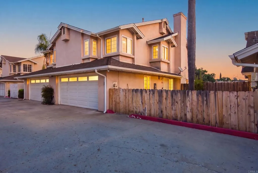 https://cdn.realtyfeed.com/cdn/127/306791041/94ca6d43f40aba2a01edeb6004c33951.webp