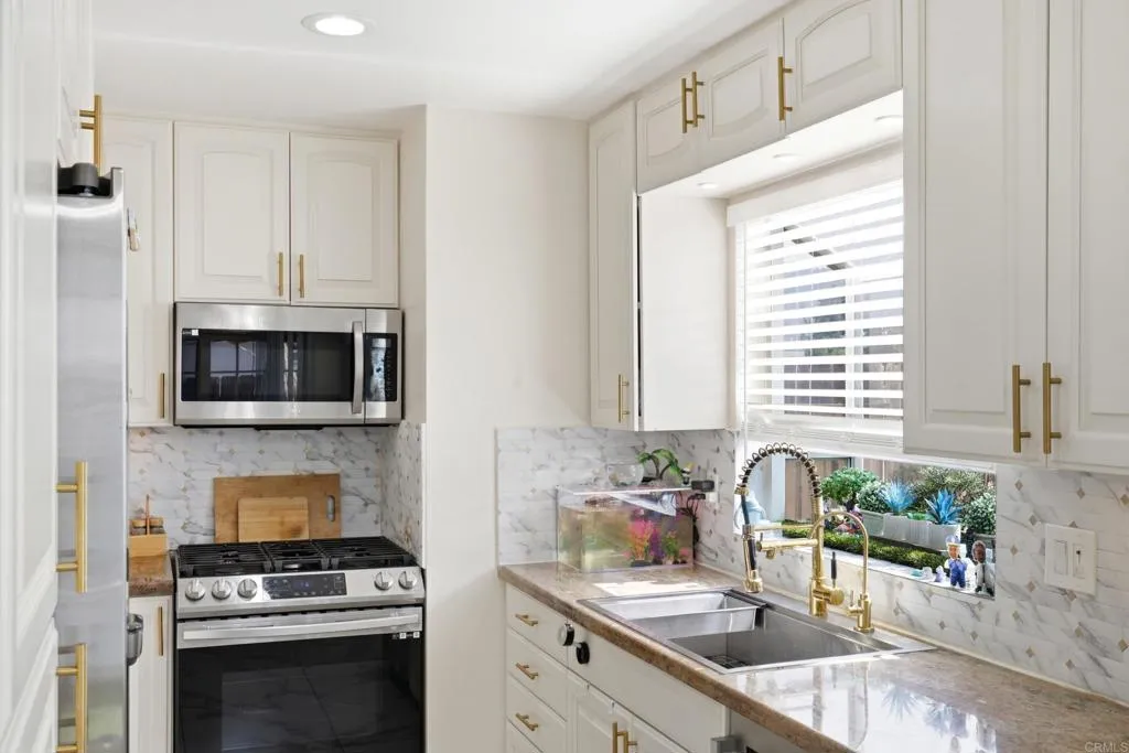 https://cdn.realtyfeed.com/cdn/127/306791041/ab02834ef6c08fc50bbe569fd34db347.webp