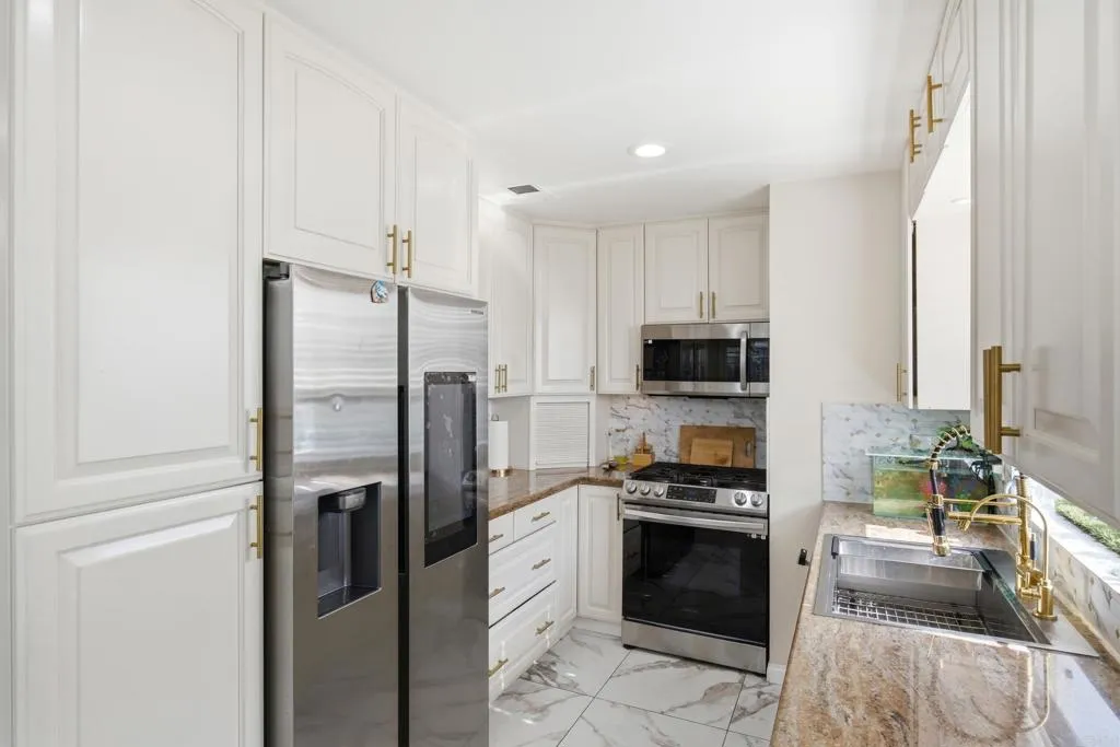 https://cdn.realtyfeed.com/cdn/127/306791041/d24a11792a41daa8dc2f4b09419e9ec0.webp