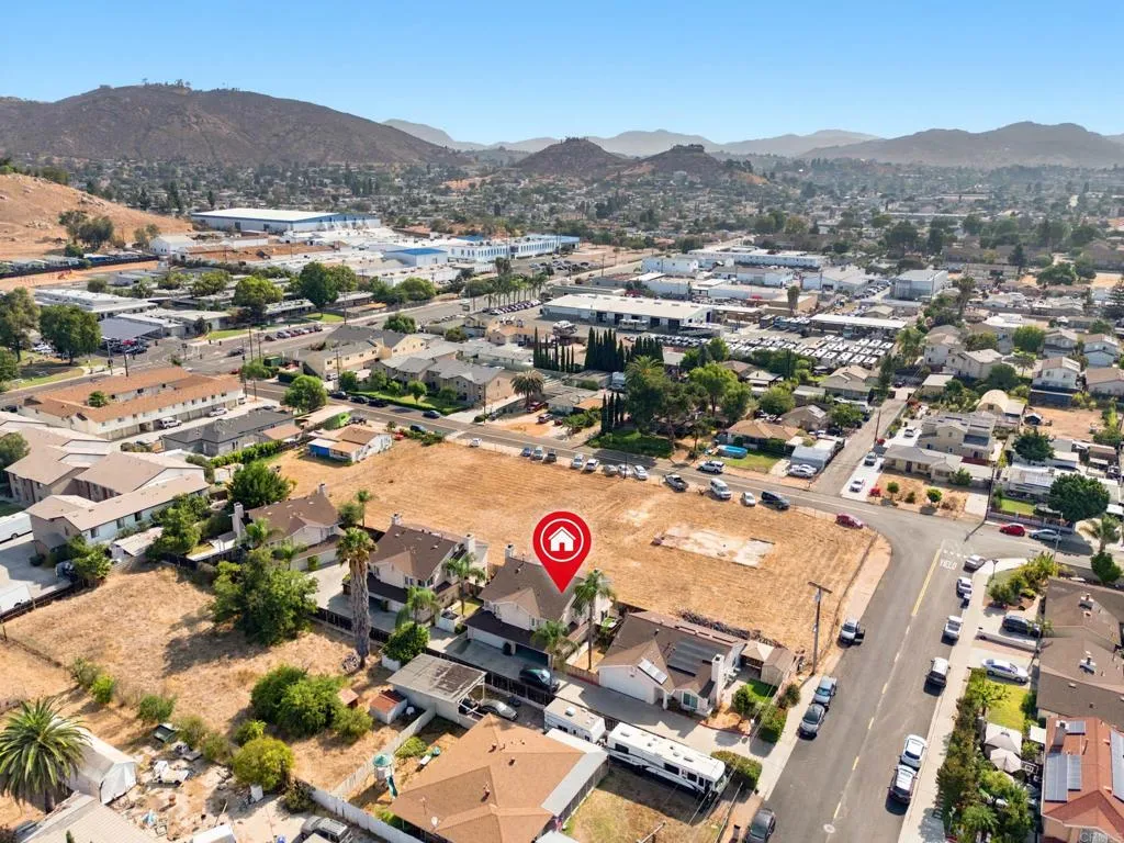 https://cdn.realtyfeed.com/cdn/127/306791041/f81443cef57698efcad31fa815012732.webp
