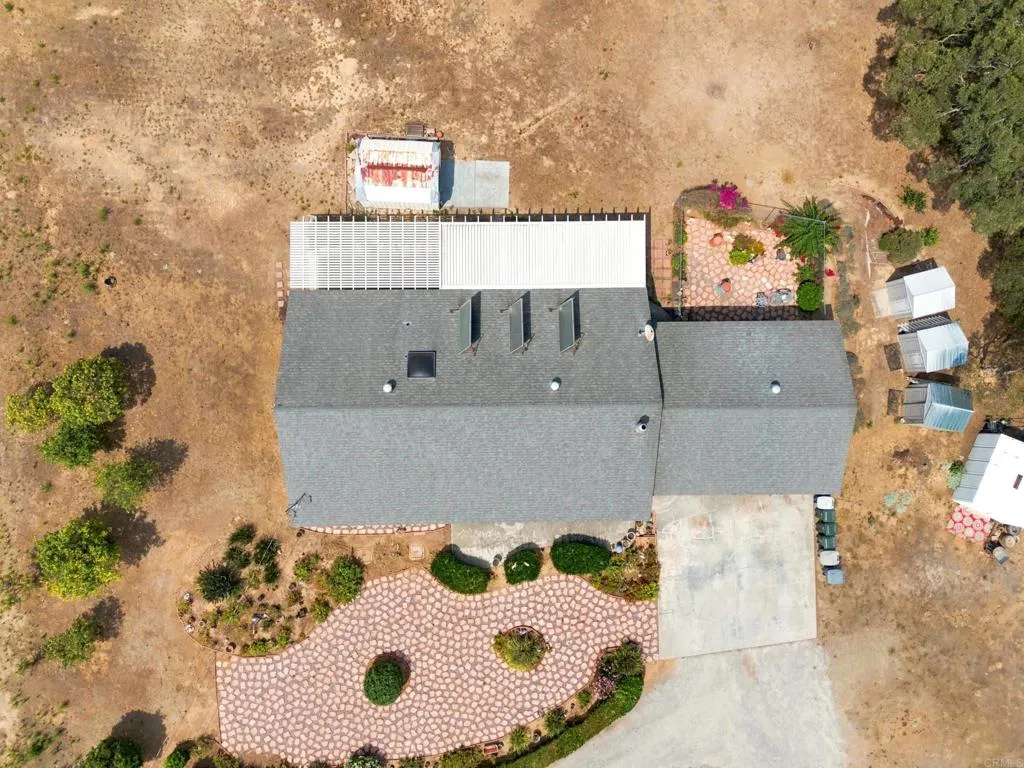 https://cdn.realtyfeed.com/cdn/127/306791044/040faf7e96e40a2f6325c1564e5c9534.webp