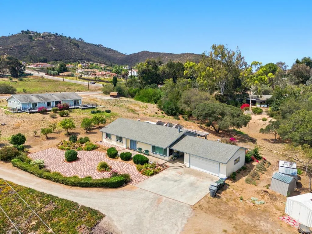 https://cdn.realtyfeed.com/cdn/127/306791044/508d6ef983054d356adae4aa9ec6bb6f.webp