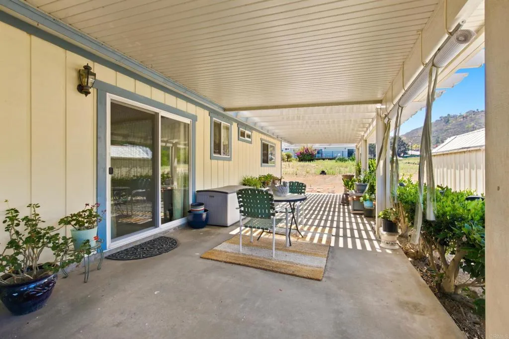 https://cdn.realtyfeed.com/cdn/127/306791044/7a99fa6b42d8421e6a055f9504b59eb6.webp