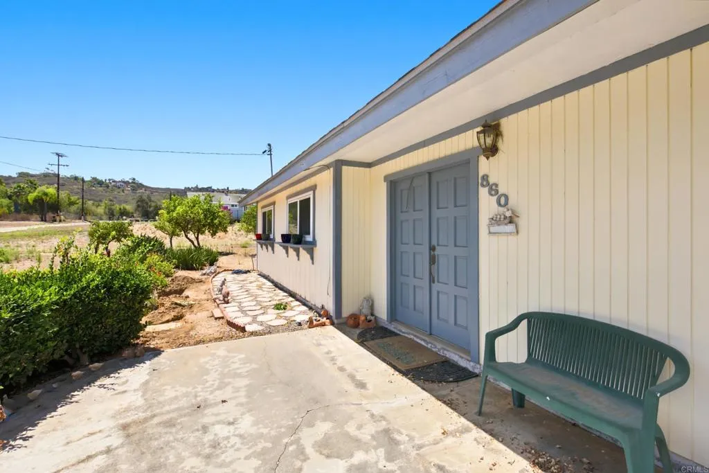 https://cdn.realtyfeed.com/cdn/127/306791044/9d5575e43062a55c31bf8a392d6acd1c.webp