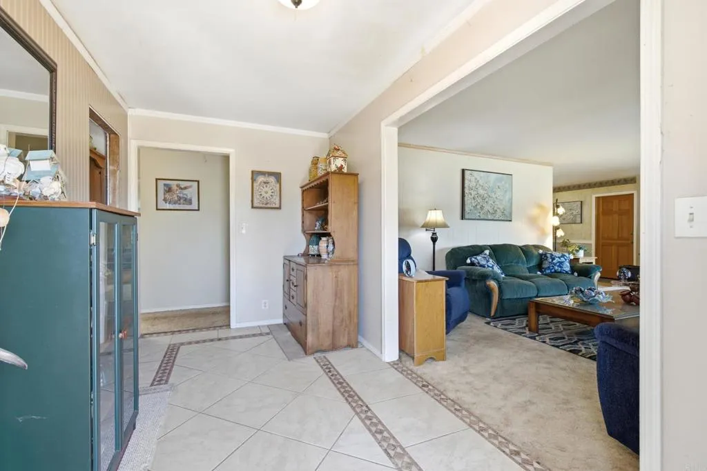 https://cdn.realtyfeed.com/cdn/127/306791044/cfc9f9053ba202c0aa3db1029b318583.webp