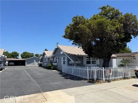 Costa Mesa, CA 92627