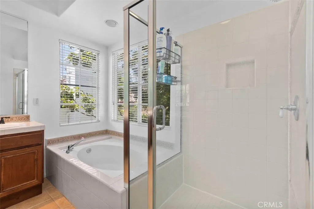 https://cdn.realtyfeed.com/cdn/127/306791101/18e2805adbb4d289ed682e83441021a7.webp
