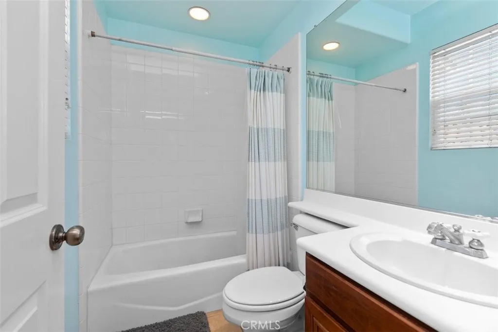 https://cdn.realtyfeed.com/cdn/127/306791101/41dcda45eb0646feabd590c5a0f69384.webp