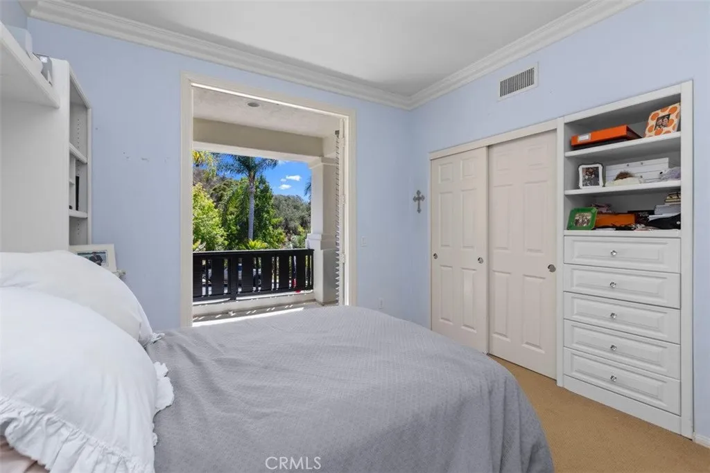 https://cdn.realtyfeed.com/cdn/127/306791101/b2e3860dc01cccfba14adbd84054839b.webp