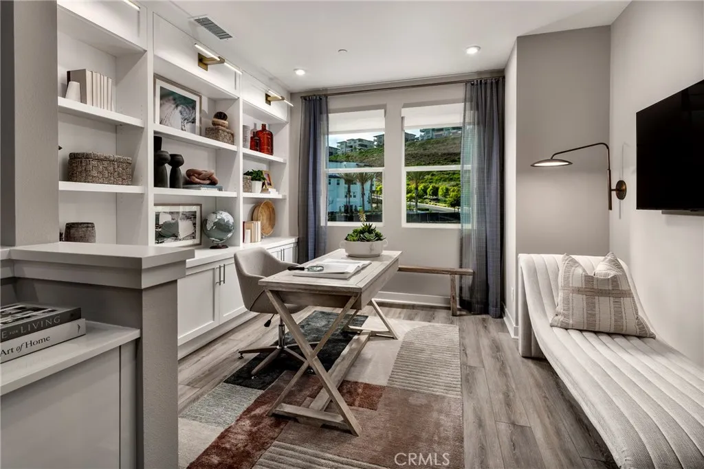 Photo #8: OC26176492 Listing: Photo #8