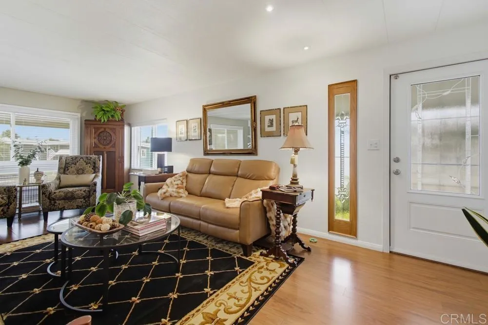 https://cdn.realtyfeed.com/cdn/127/306791215/07fd45373b8d51bcae863c2414ea74bd.webp