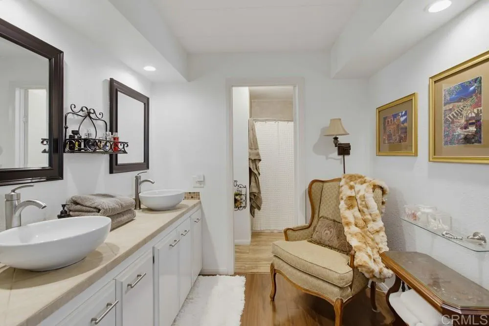 https://cdn.realtyfeed.com/cdn/127/306791215/0d08548286e88bc1b5d8c71fc0c433d7.webp