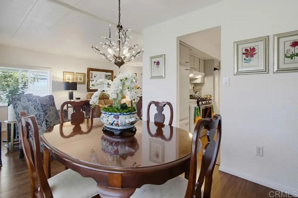 https://cdn.realtyfeed.com/cdn/127/306791215/74148dca73f3fb8f3ddda3c52d8d330d.webp