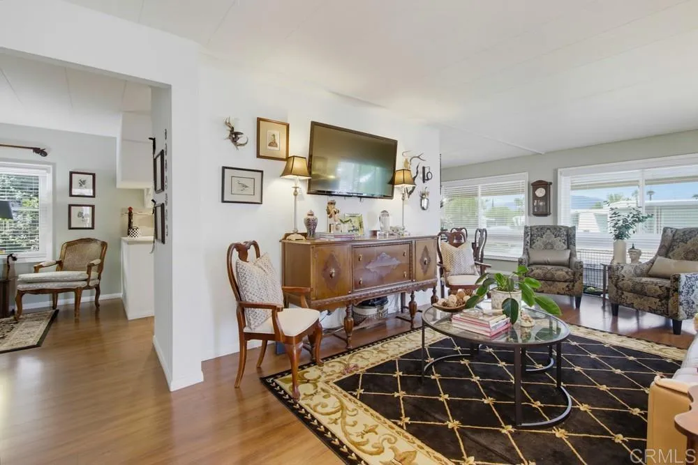 https://cdn.realtyfeed.com/cdn/127/306791215/b29e9277b720f77cacbd91453433abef.webp