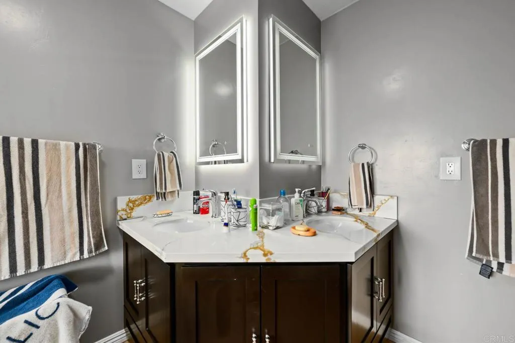 https://cdn.realtyfeed.com/cdn/127/306791216/9f4b714bdf808f4a4e7ca27a1bd569a4.webp