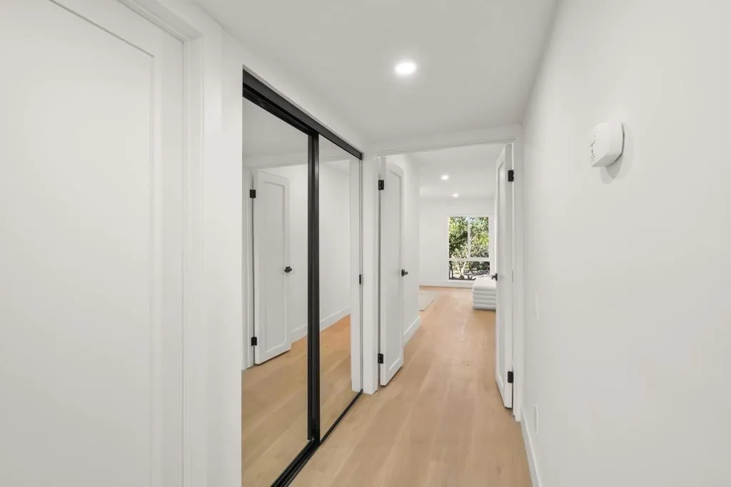 https://cdn.realtyfeed.com/cdn/127/306791235/036f88e770696e015c0c2b8bb01c2293.webp