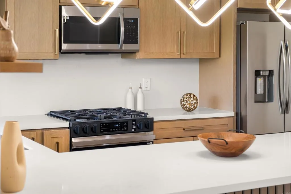 https://cdn.realtyfeed.com/cdn/127/306791235/15f9f58273343f538ff561e71882877c.webp