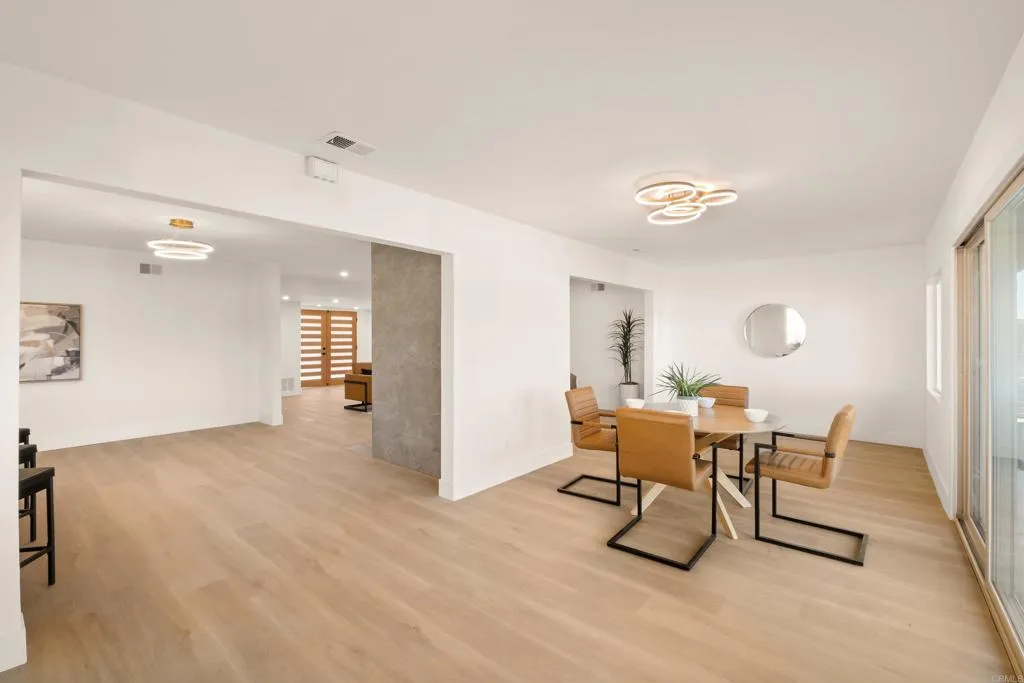 https://cdn.realtyfeed.com/cdn/127/306791235/ca4dd36c0cc02dac950ba442de5826c1.webp