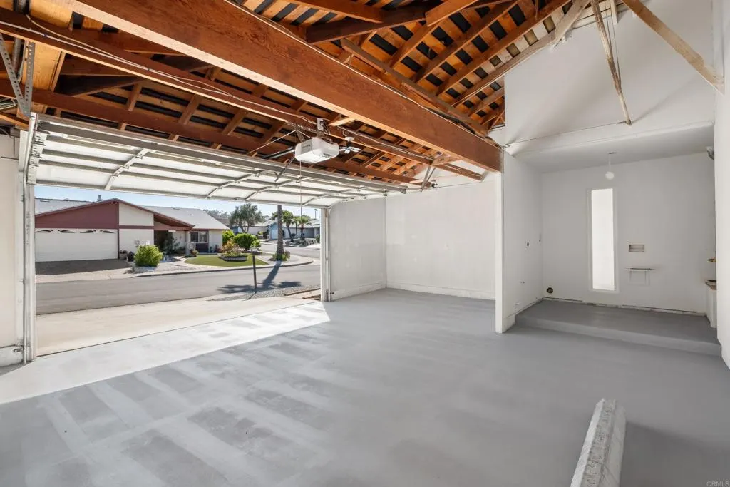 https://cdn.realtyfeed.com/cdn/127/306791235/d134b5d86ed885476c8314181fadbb93.webp