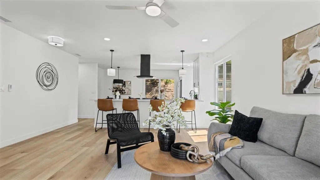 https://cdn.realtyfeed.com/cdn/127/306791248/efa99bd8fbb03c1dc112fcf2c9cea692.webp