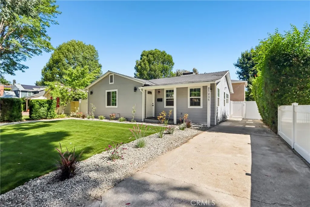 Woodland Hills, CA 91364