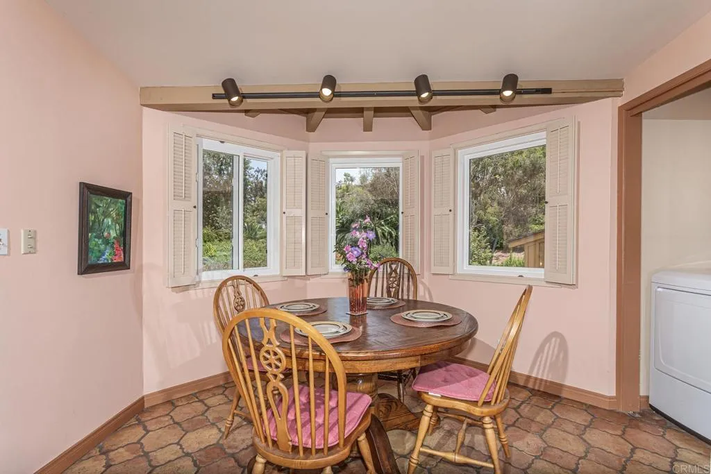 https://cdn.realtyfeed.com/cdn/127/306791299/0ec8392c12113cfee0881aa1136e859f.webp